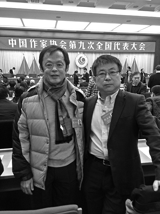 hk_c_蔡益懷插圖=陶然（左）與蔡益懷於2016年12 月在北京出席中國作協第九屆全國代表大會。 拷贝.jpg