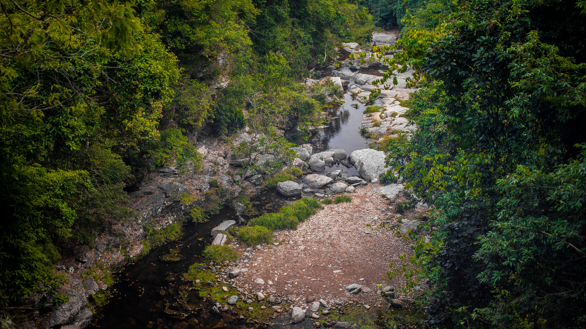 【香港山林道】猛鬼新娘潭:如果你的指南针失灵了