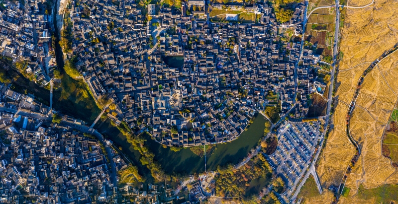 hk_c_鳥瞰皖南宏村  姚向明.jpg