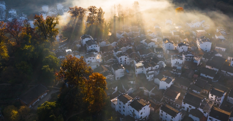 hk_c_2 夢幻山村 江西婺源石城 李維明.jpg