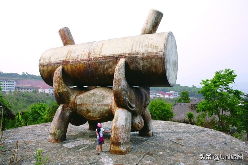 探訪雲南密林深處的佤族，親歷狂野的木鼓節，看剽牛獻祭