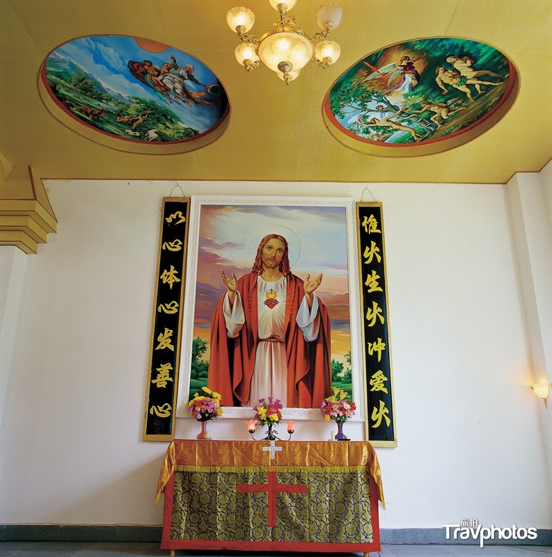 hk_c_天主教堂的耶穌基督圖畫  郭建設  CTPphoto.jpg