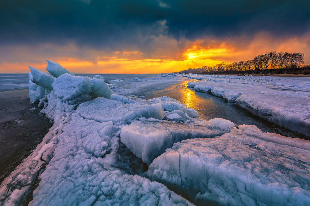 hk_c_3、興凱湖冰雪 黑龍江密山市興凱湖  魏波.jpg