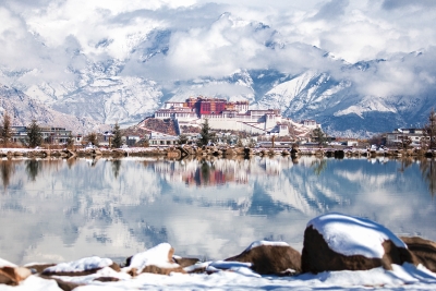 hk_c_31、雪域聖殿 西藏拉薩南山公園 肖勇.jpg