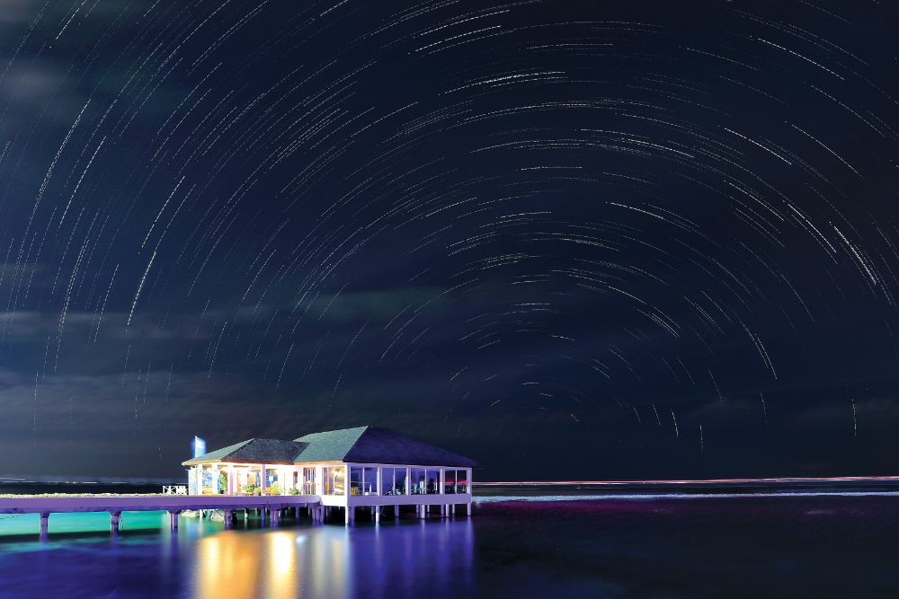 hk_c_6.-Centara-Grand-Resort-Maldives.jpg
