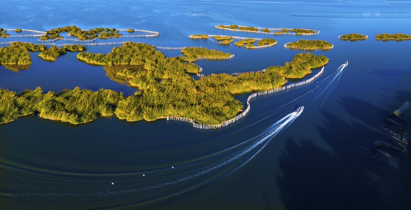 hk_c_高原湖泊一杞麓湖 雲南通海縣 郭建林.jpg