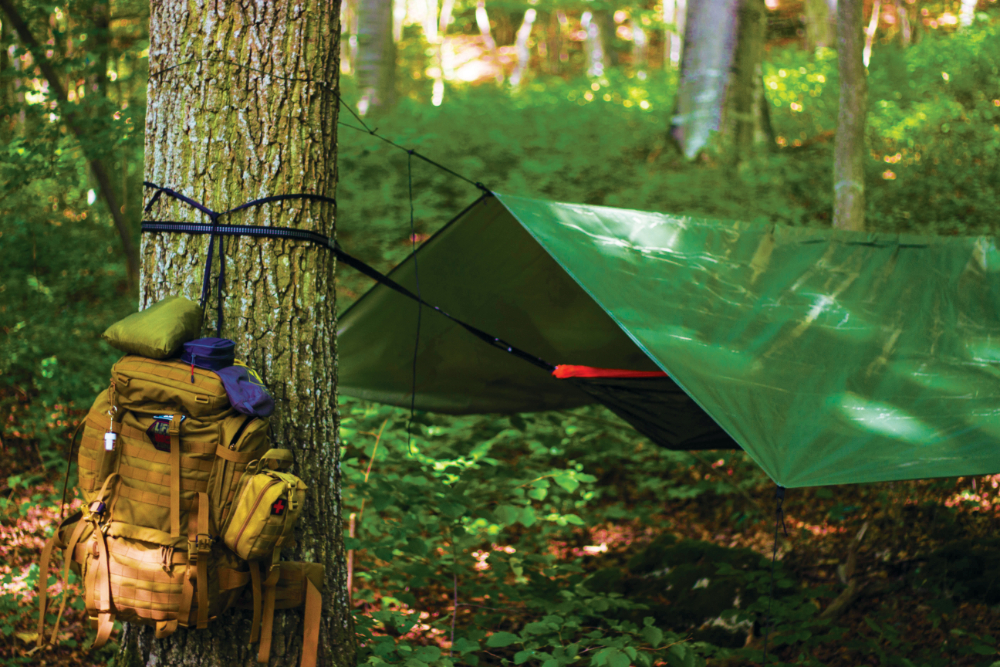 hk_c_14.除了搭設一般帳篷，野營者也會睡在吊床上。攝影：Uwe Mucke.jpg