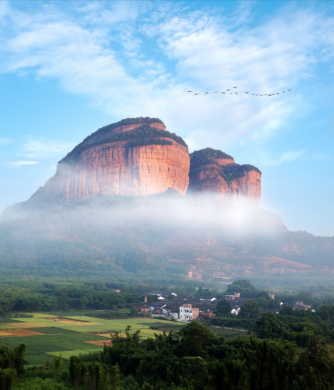 hk_c_廣東丹霞山 麥國明.jpg
