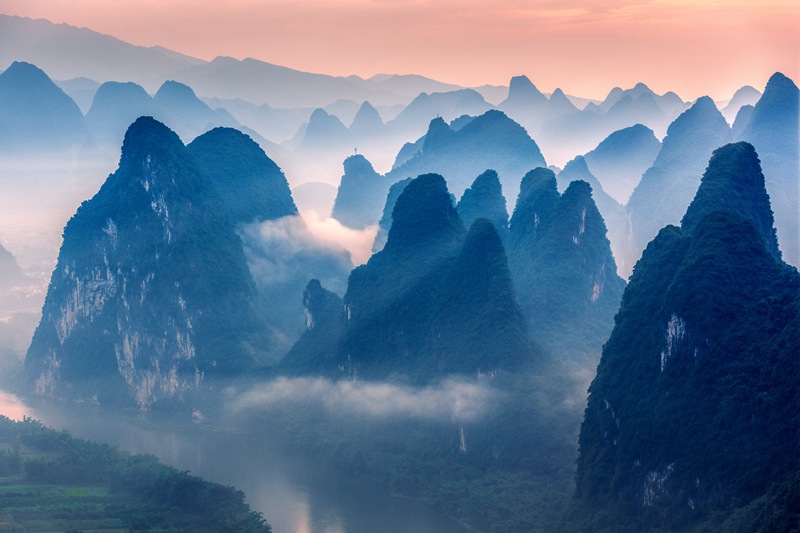 hk_c_桂林相公山 詹前川.jpg