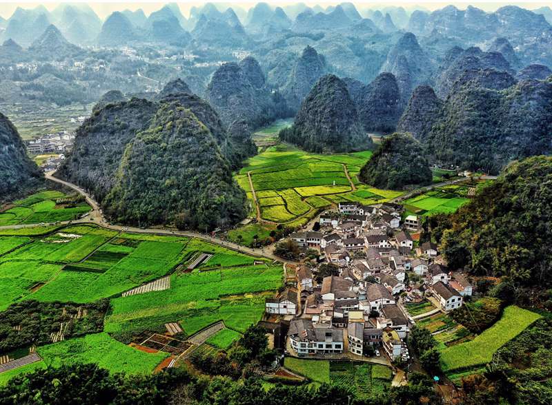 hk_c_萬峰林 任質彬.jpg