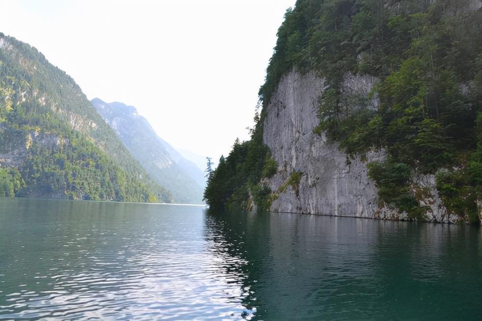 純凈的奧地利(4)：卓爾不群的國王湖
