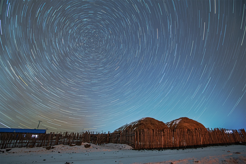 hk_c_阿爾山天池鎮的星空 陸春南.jpg