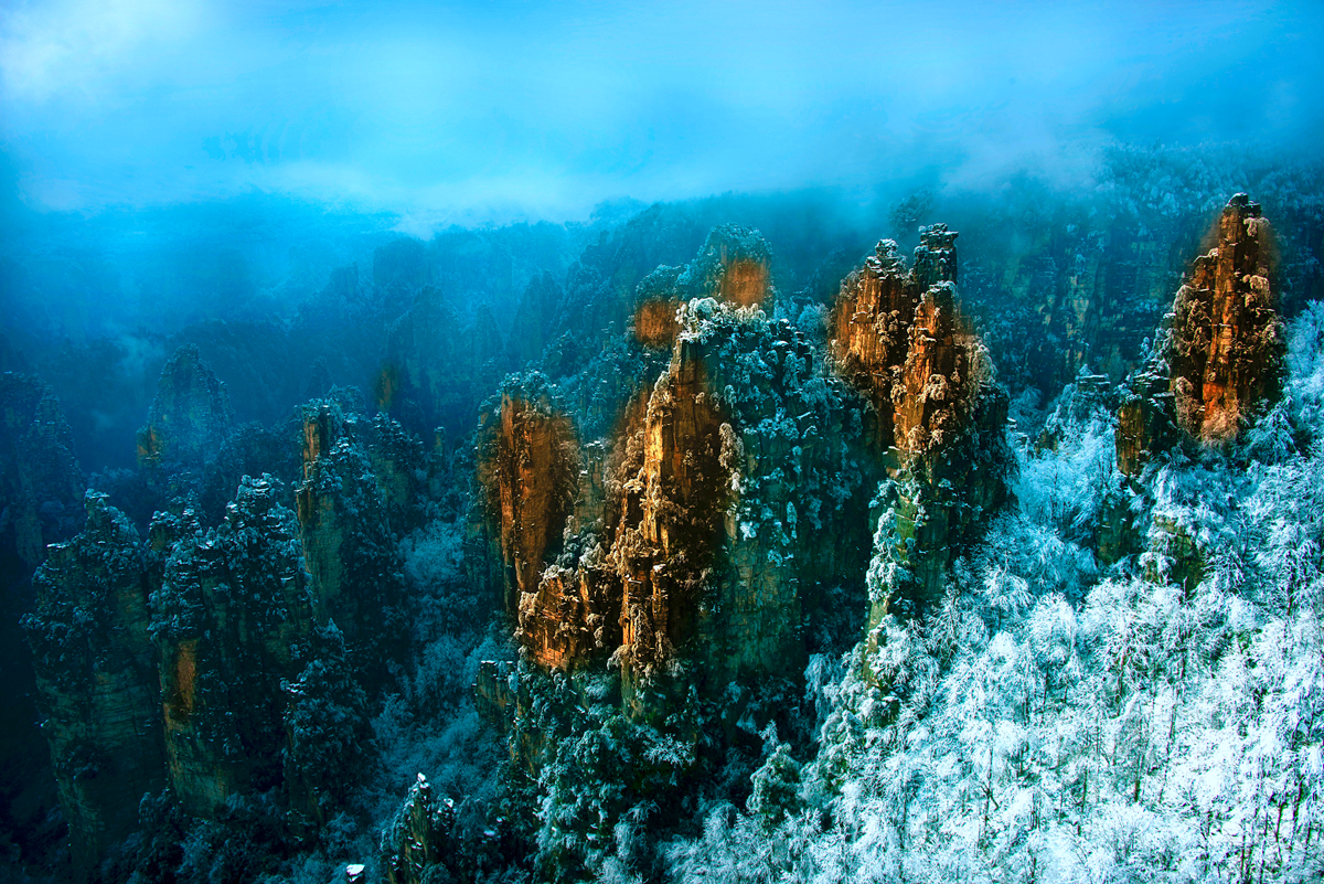 hk_c_《風雪天子山》張家界天子山御筆峰 長跑好手.jpg