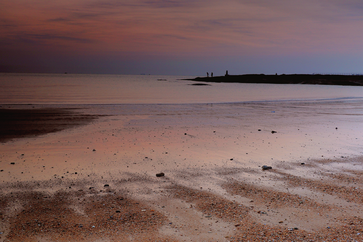 hk_c_《東方欲曉》 李強（耕耘天地間）.jpg
