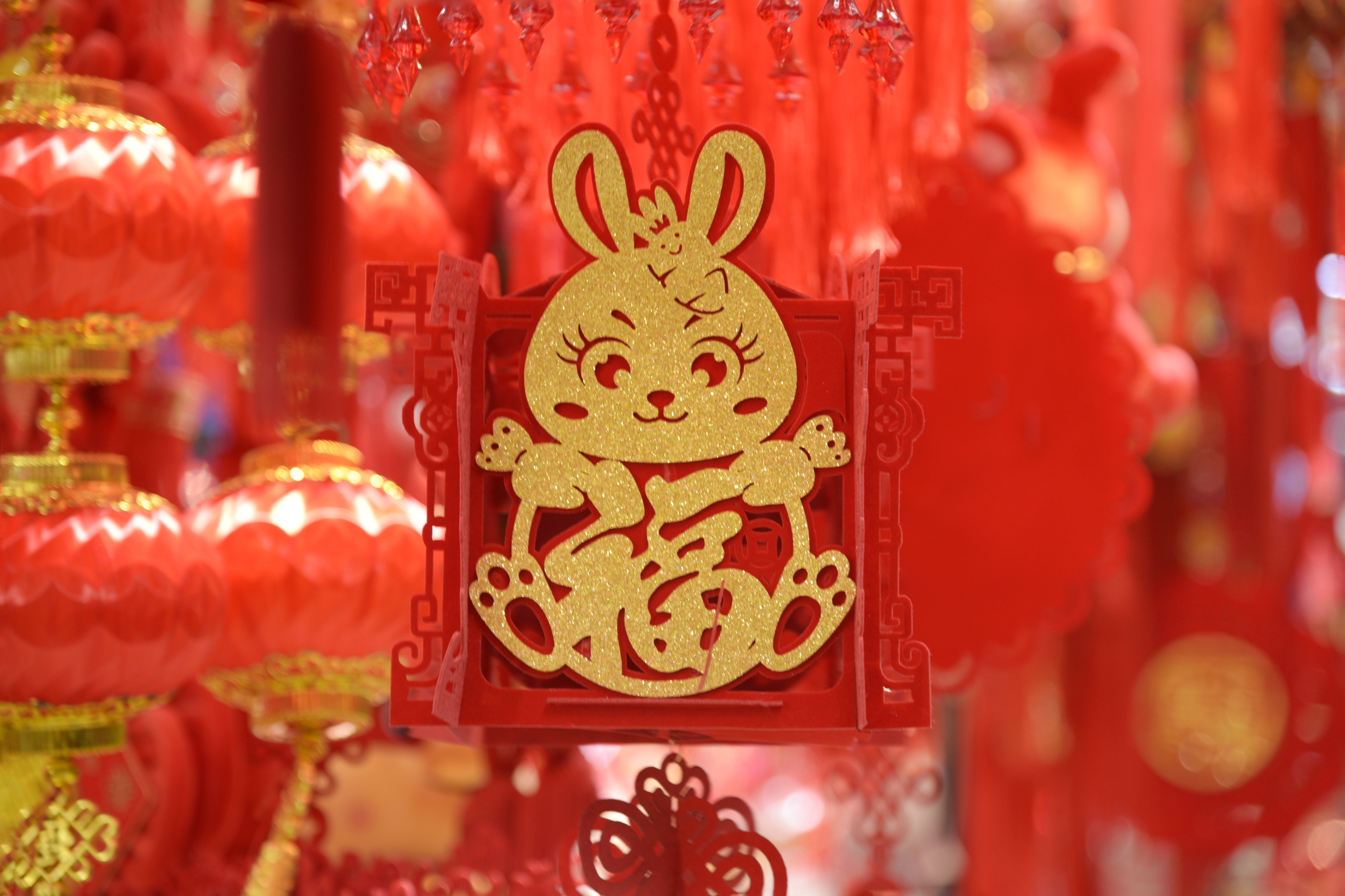 hk_c_新年禮物中國紅 迎接新年，裝飾家居，還是挑選中國紅。 張建中.jpeg