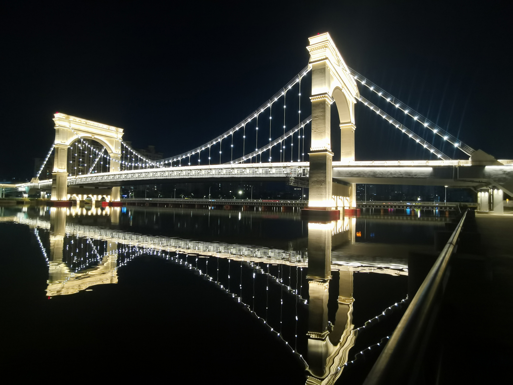 hk_c_1676618842145057777.jpg hk_c_珠海《南屏橋》楊洪軍.jpg