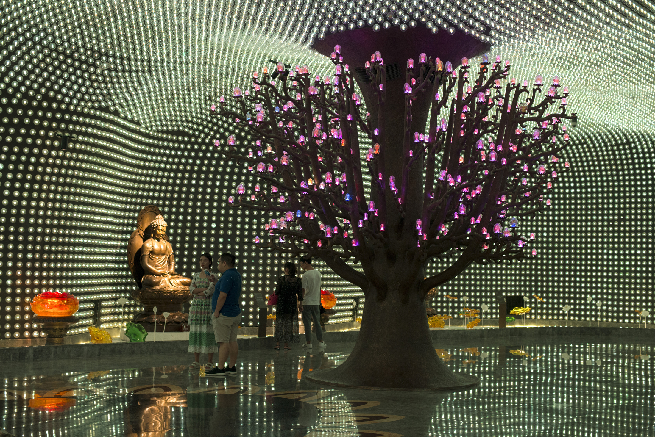 hk_c_E279142 留榮鋒旅讀  CTPphoto.jpg