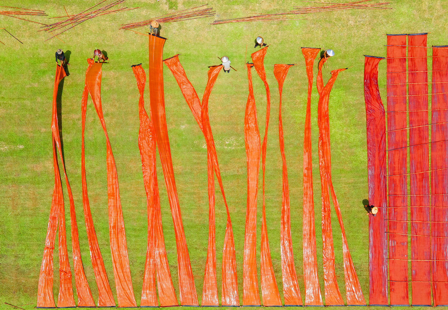 hk_c_佛山順德非遺，香雲紗曬布 黎鳴.jpg